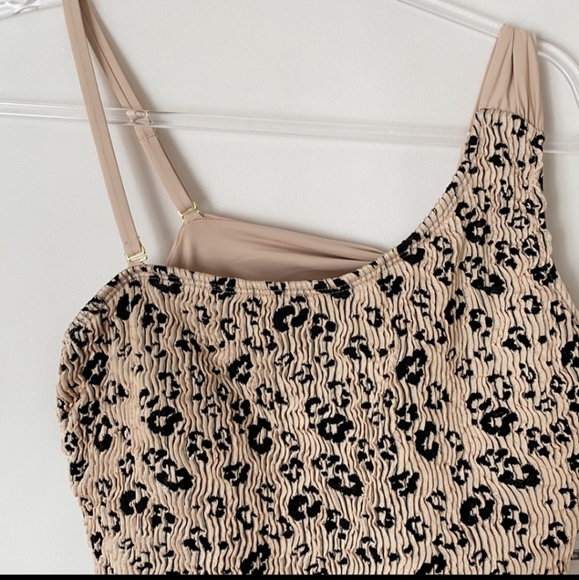 Time and Tru Leopard Jacquard One-Piece Swimsuit size XL NWT - Picture 3 of 8